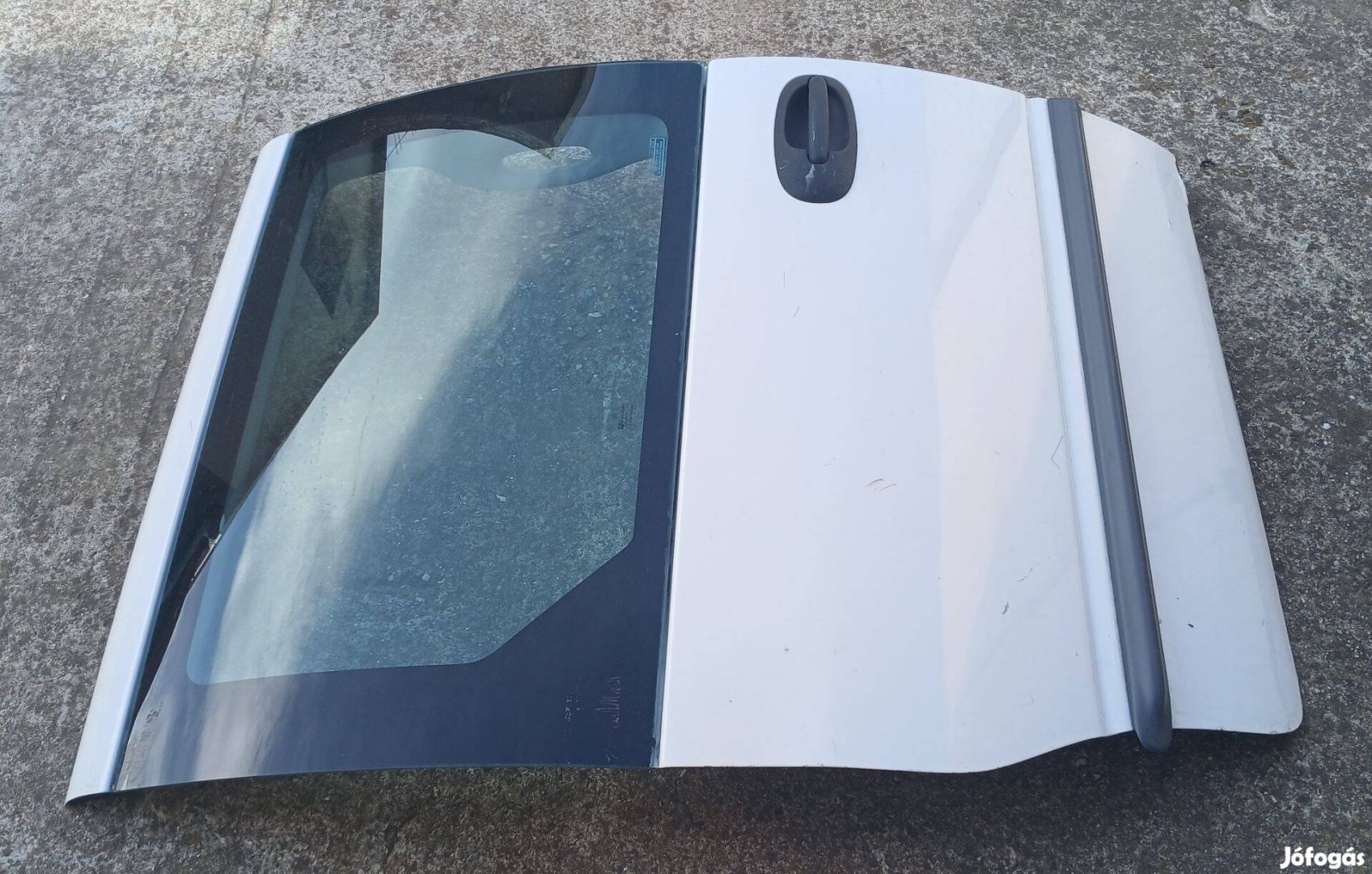 Fehér Chrysler VoyagerDodge Caravan jobb hátsó tolóajtó 1 db