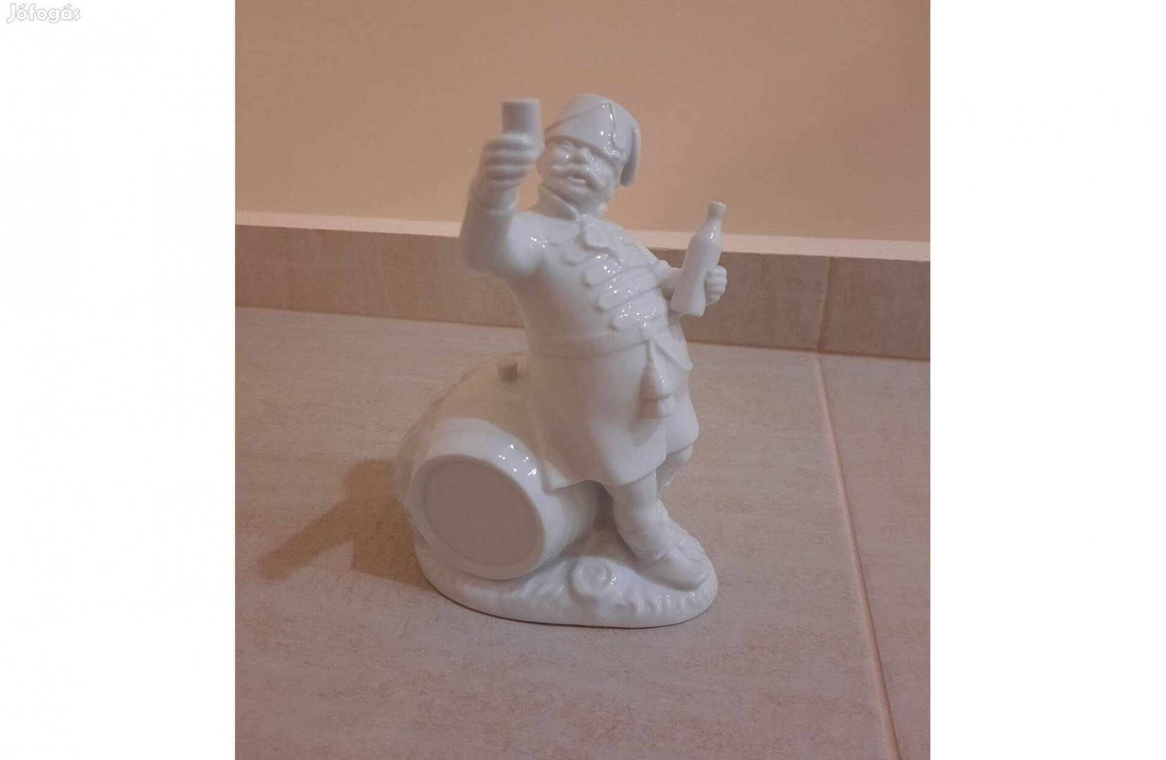 Fehér Herendi porcelán Borivó figura eladó!