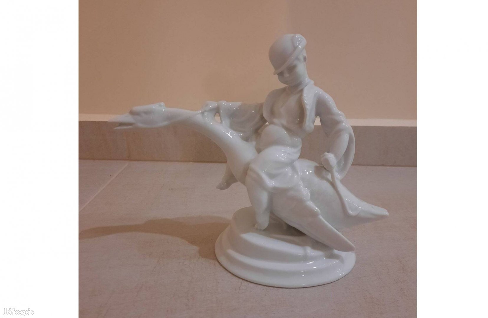 Fehér Herendi porcelán Ludas Matyi figura eladó!