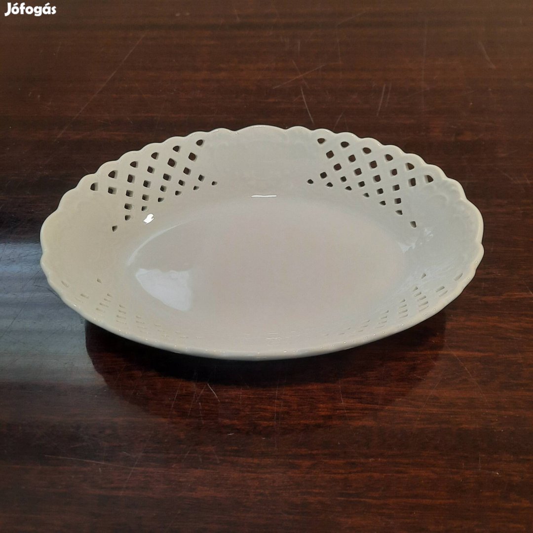 Fehér Herendi porcelán áttört ovális kínáló tál eladó 