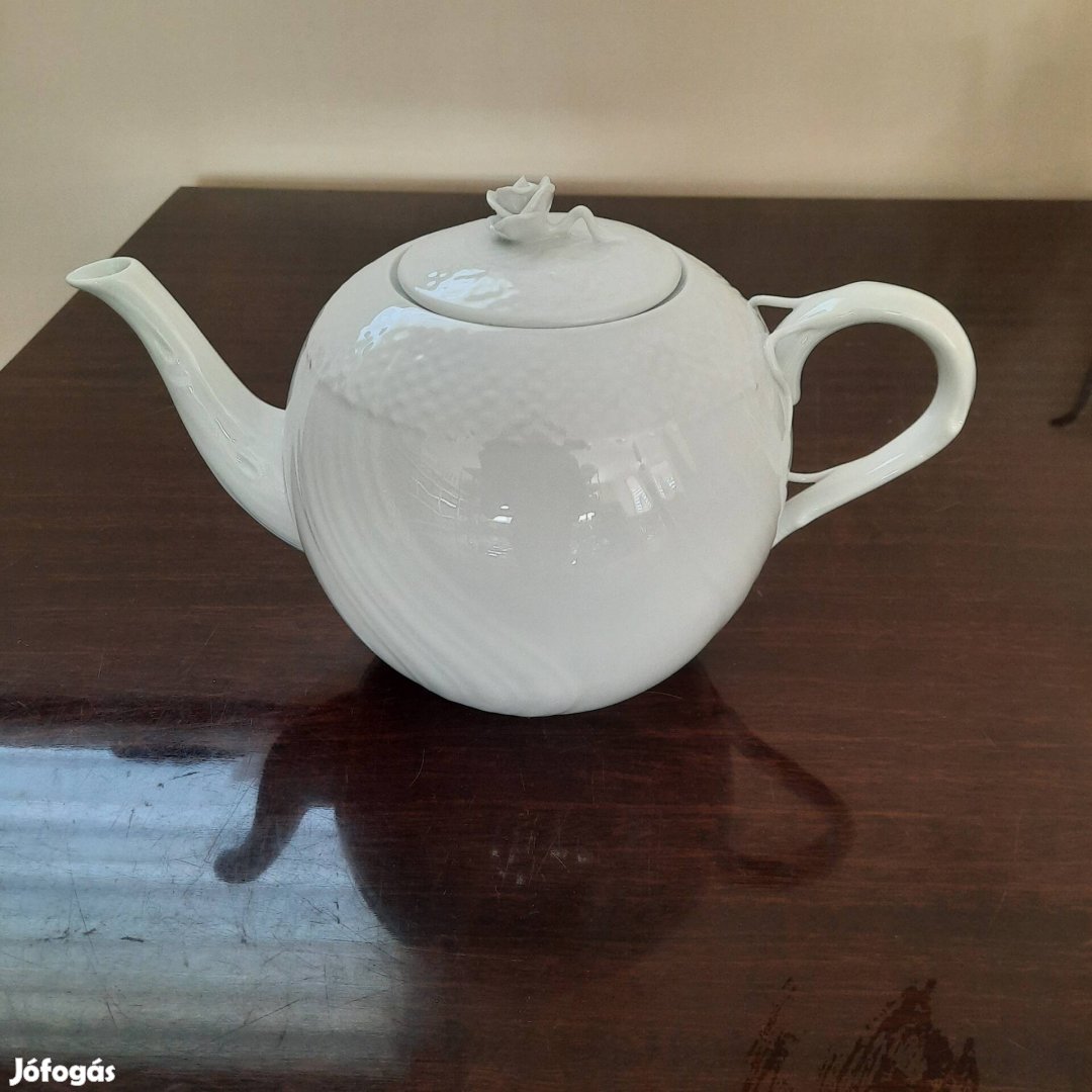 Fehér Herendi porcelán teás kanna, tea kiöntő eladó 