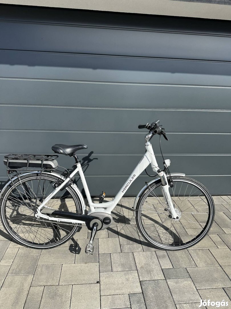 Fehér  Bosch női ebike pedelec elektromos kerékpár 