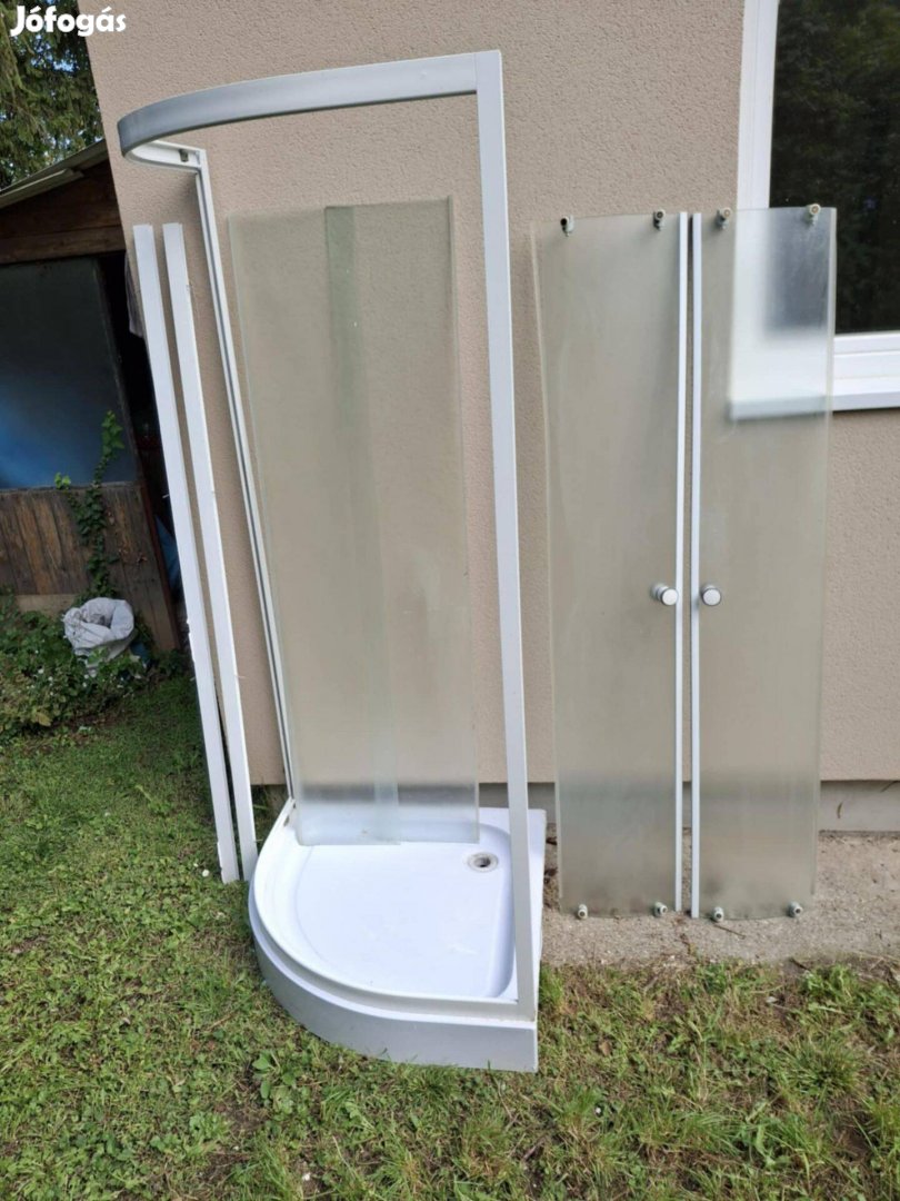 Fehér, íves zuhanykabin és zuhanytálca eladó