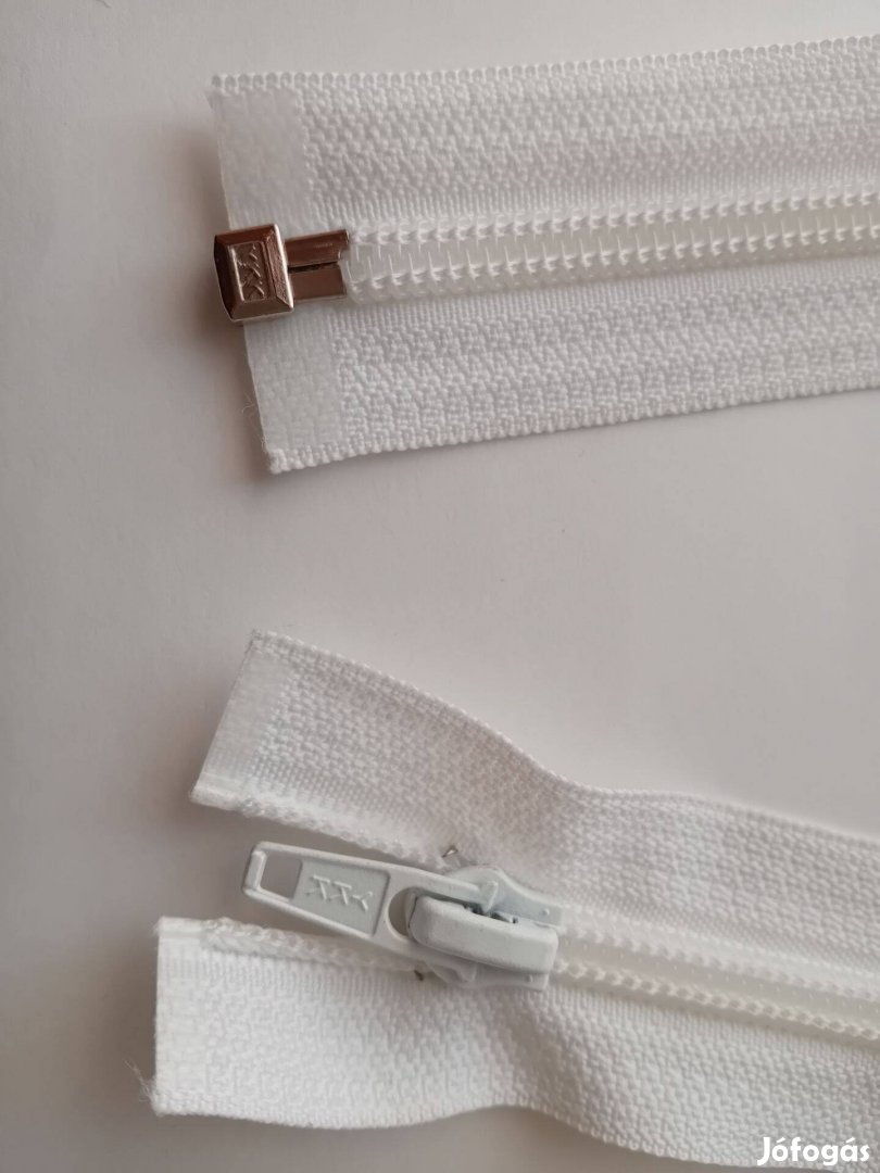 Fehér, nyitható cipzár, új, kétféle méretben