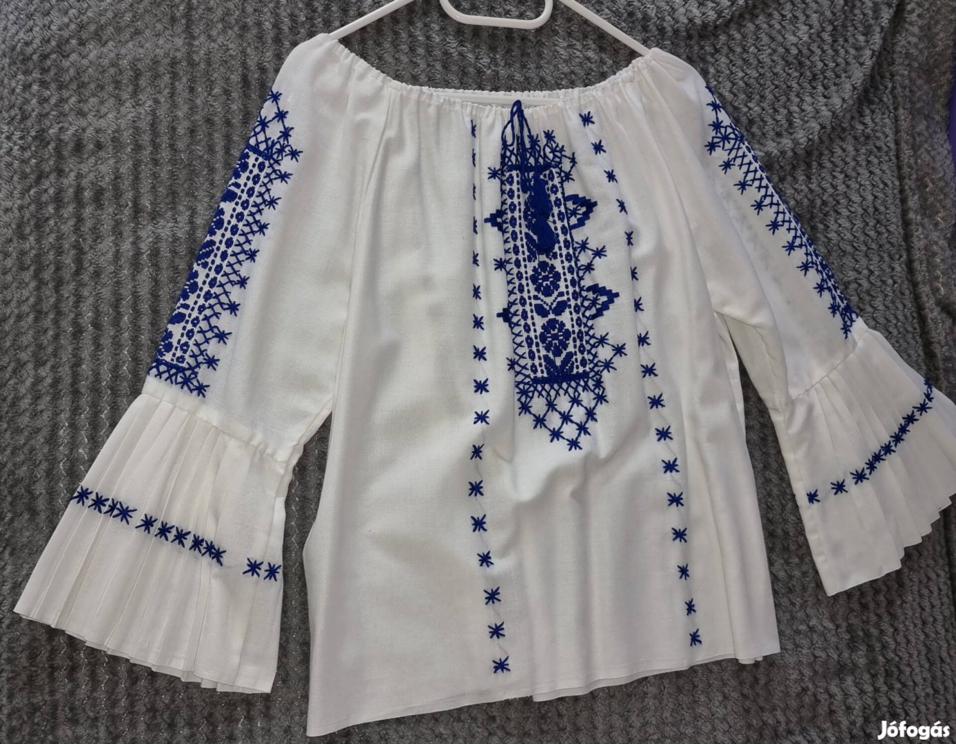 Fehér blúz ing női kék híméssel.Néptáncos viselet volt.Egyedi darab. 