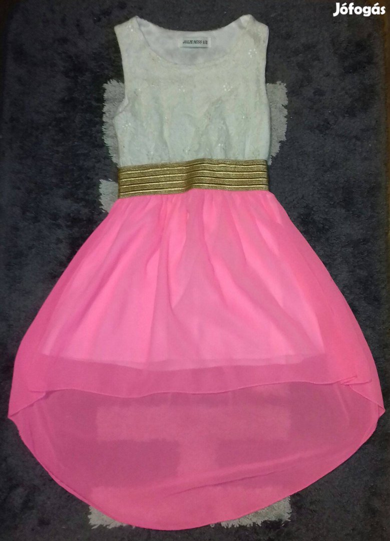 Fehér csipke felsős, pink színű aszimmetrikus szoknyás ruha, 104-110
