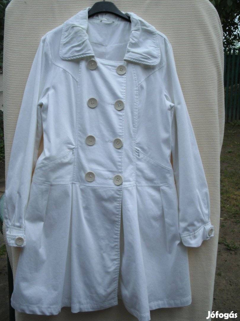 Fehér elegáns Új béléses kabát "L" méretben