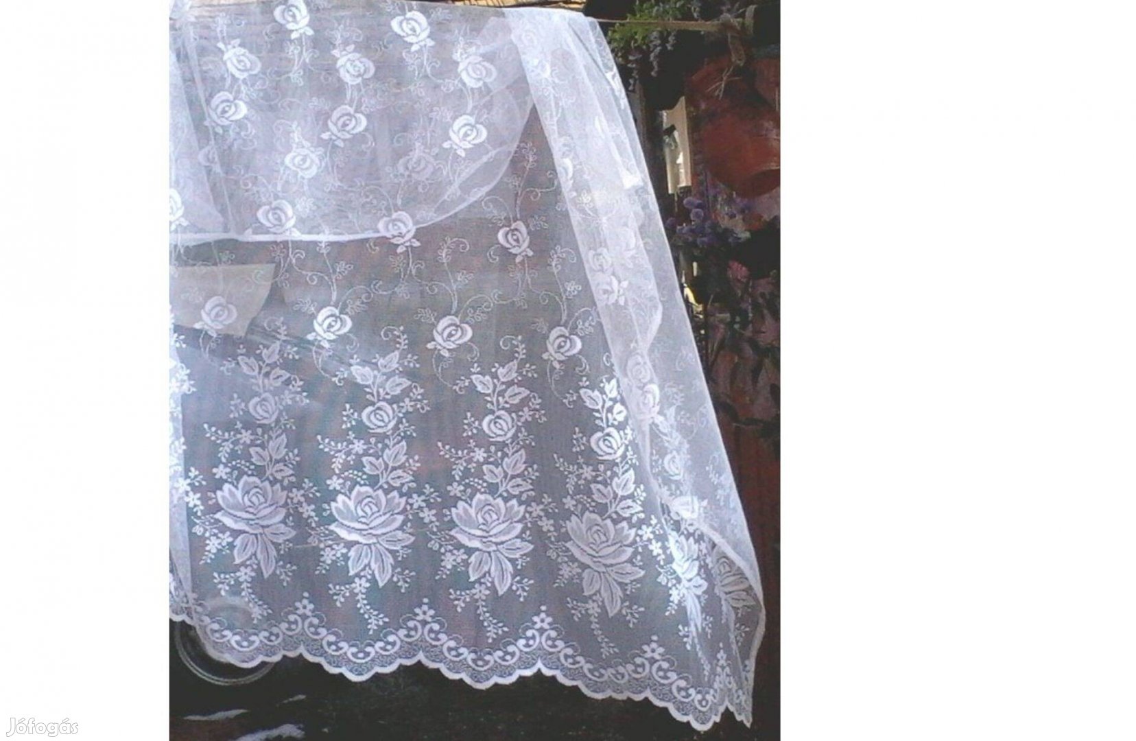 Fehér függöny mag. 120 cm / szél. 234 cm. Új állapotban van