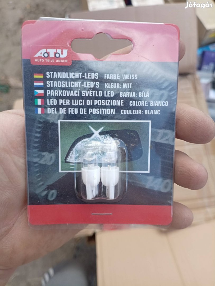 Fehér helyzetjelző LED izzó (párban