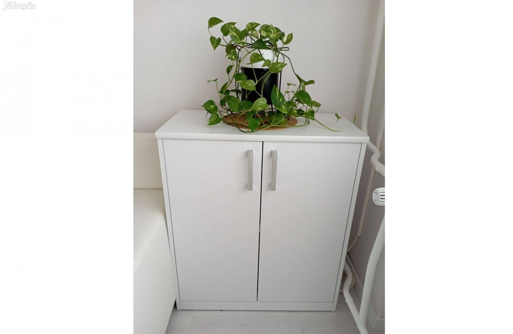 Fehér komód 2 ajtós polcos kisszekrény eladó - Szeged
