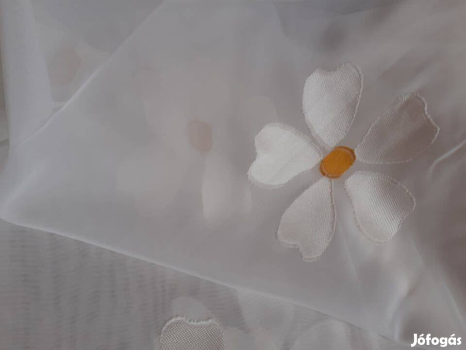 Fehér nagy virágos, új függöny Ólomzsinórral (12x 280 cm)