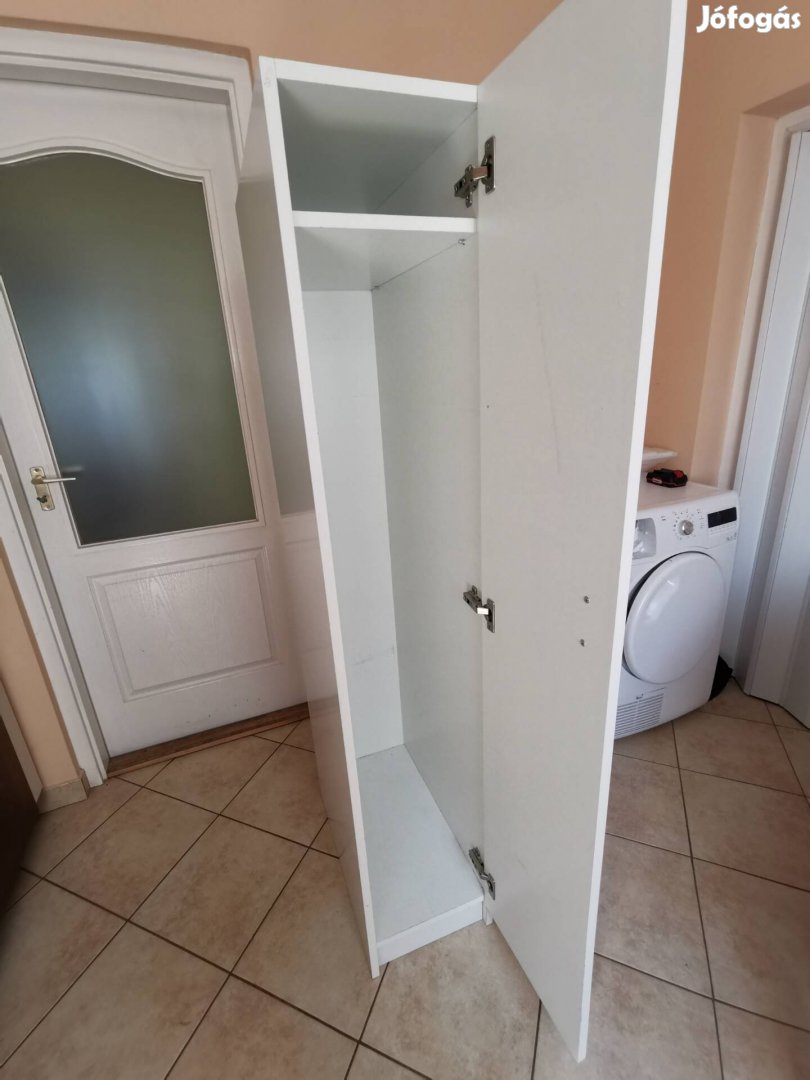 Fehér színű fürdőszobai szekrény eladó