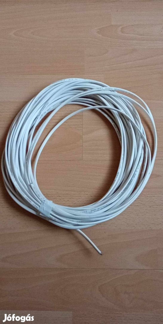 Fehér villanyszerelési kábel 19,5 m 2000 Ft