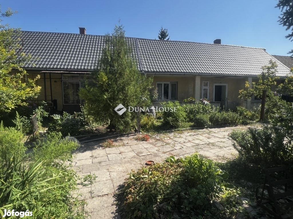 Fehérvárcsurgói eladó 114 nm-es ház