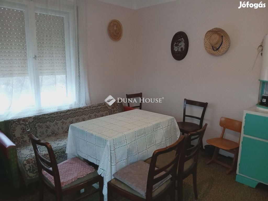 Fehérvárcsurgói eladó 20 nm-es ház