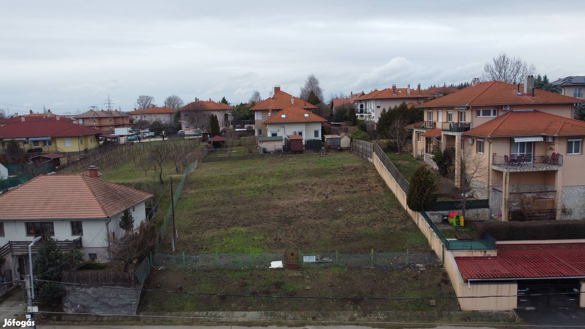 Fejlesztési telek Százhalombatta Ófaluban - kétlakásos ház