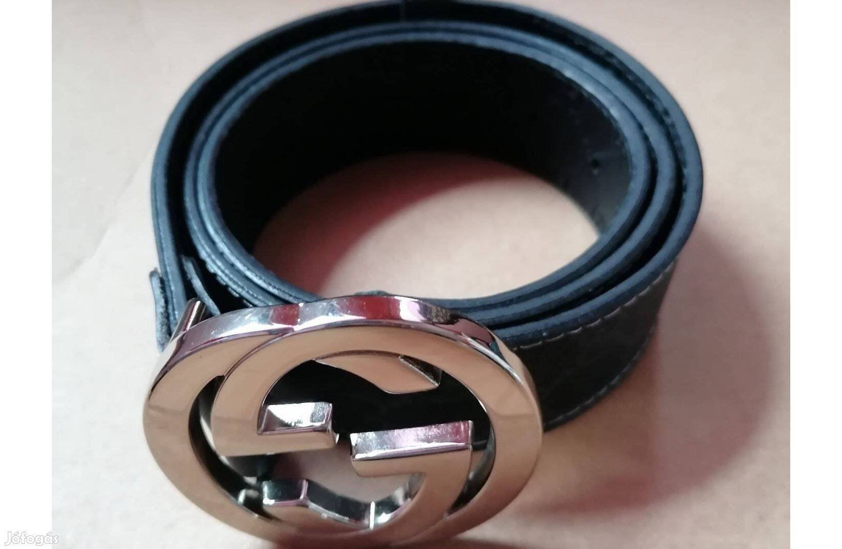 Fekete Gucci öv Új