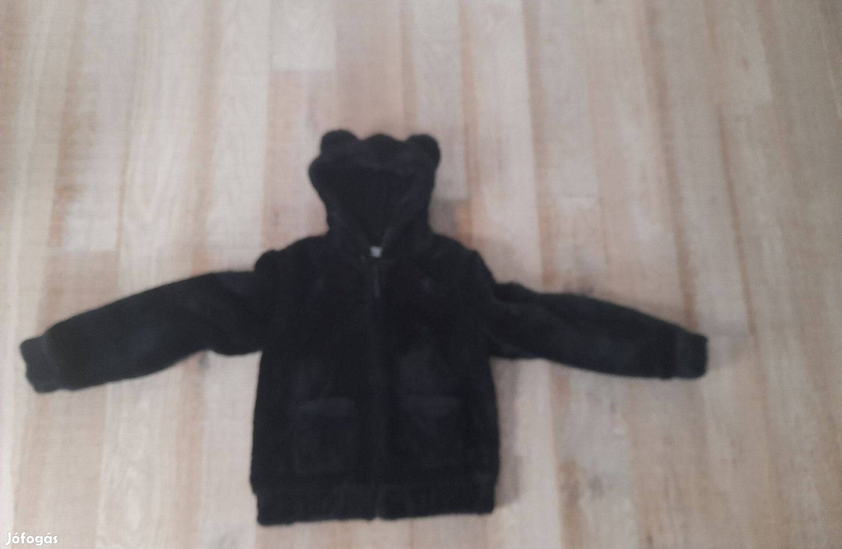 Fekete H&M kabát 146/152 (szőrös)