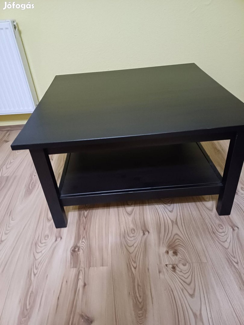 Fekete IKEA , Hemnes asztal, dohányzóasztal