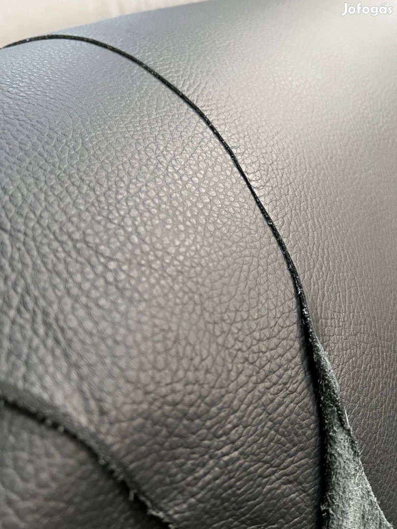 Fekete Marhabőr, bútorbőr, kárpitbőr, autobőr