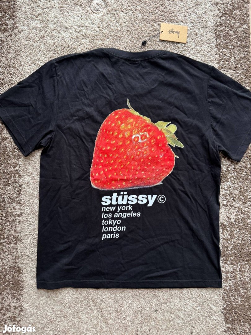 Fekete Stüssy póló