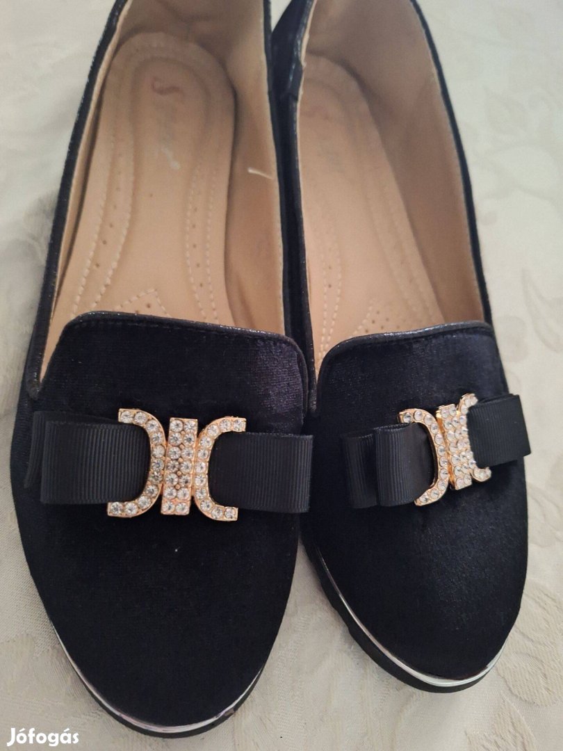 Fekete bársony női cipő 40-es 39