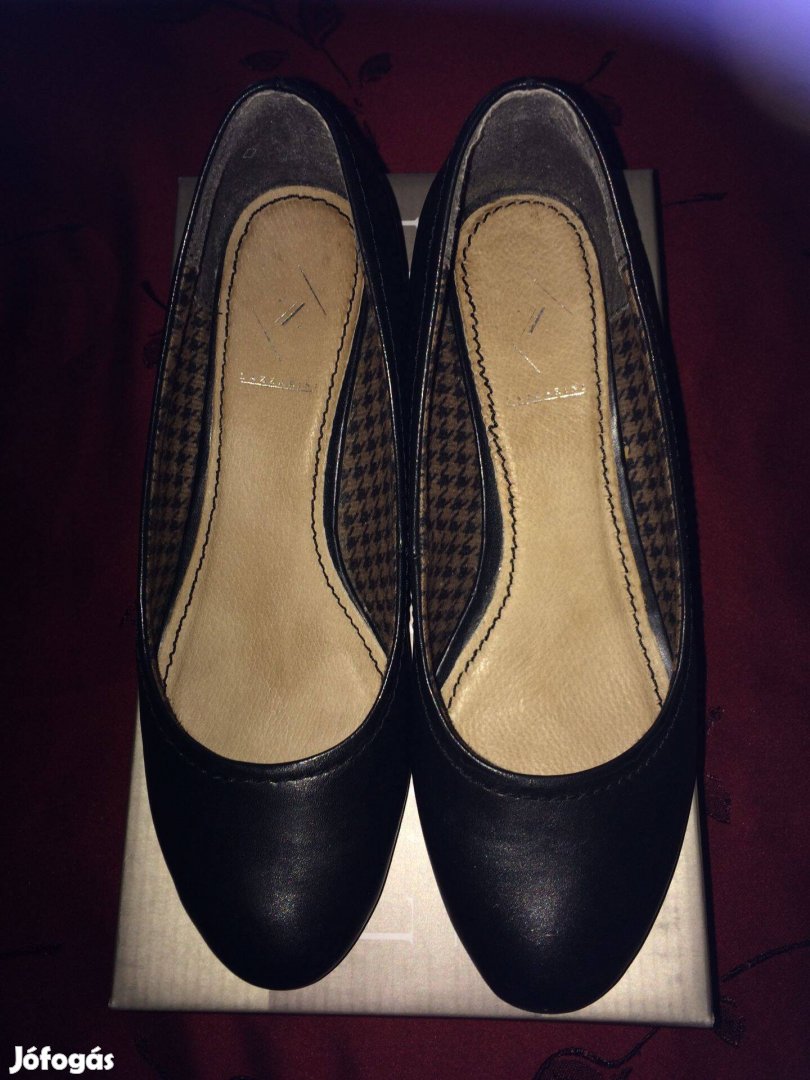 Fekete bőr cipő 38-as