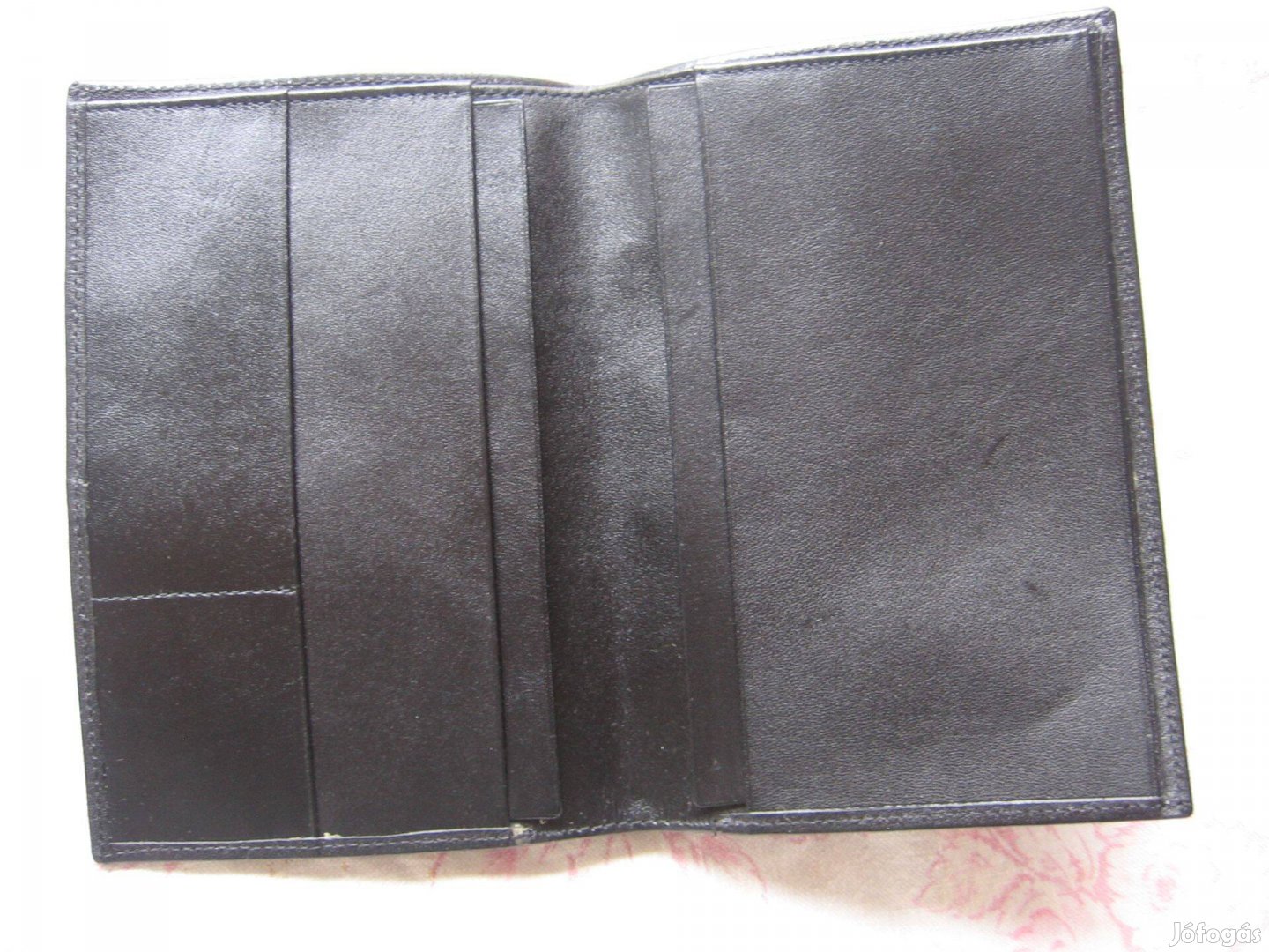 Fekete bőr levéltárca, új, saját dobozában