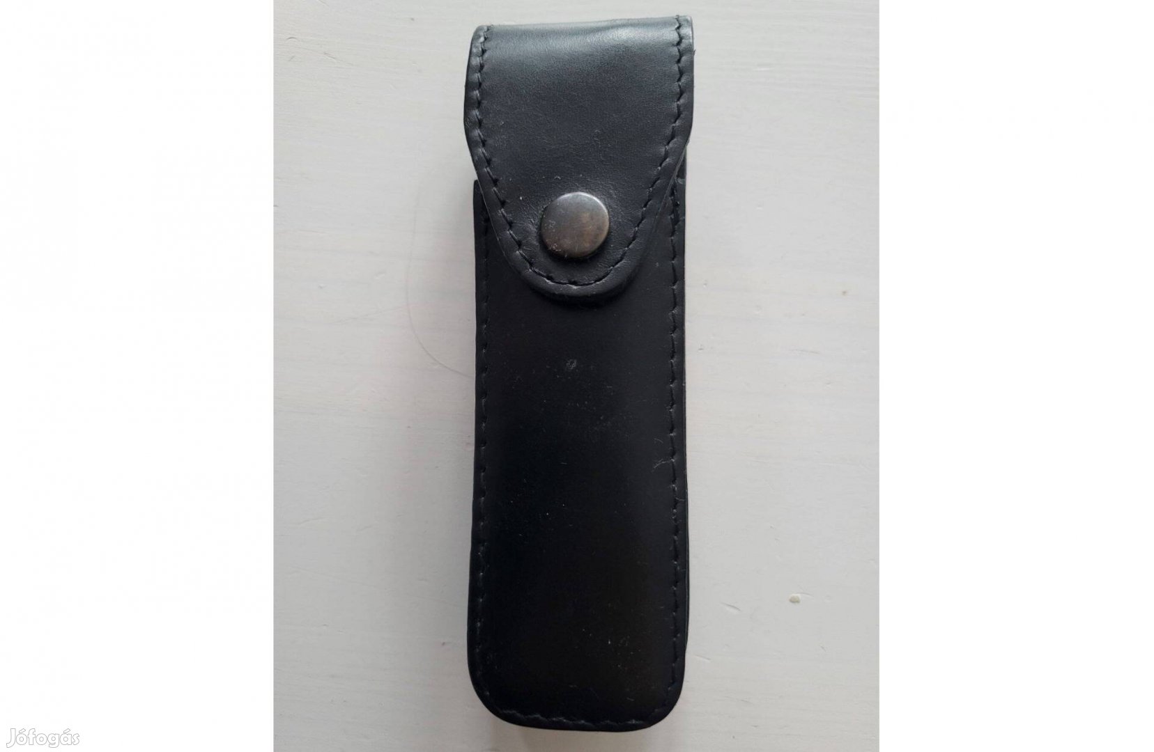 Fekete bőrtok bicskához, késhez
