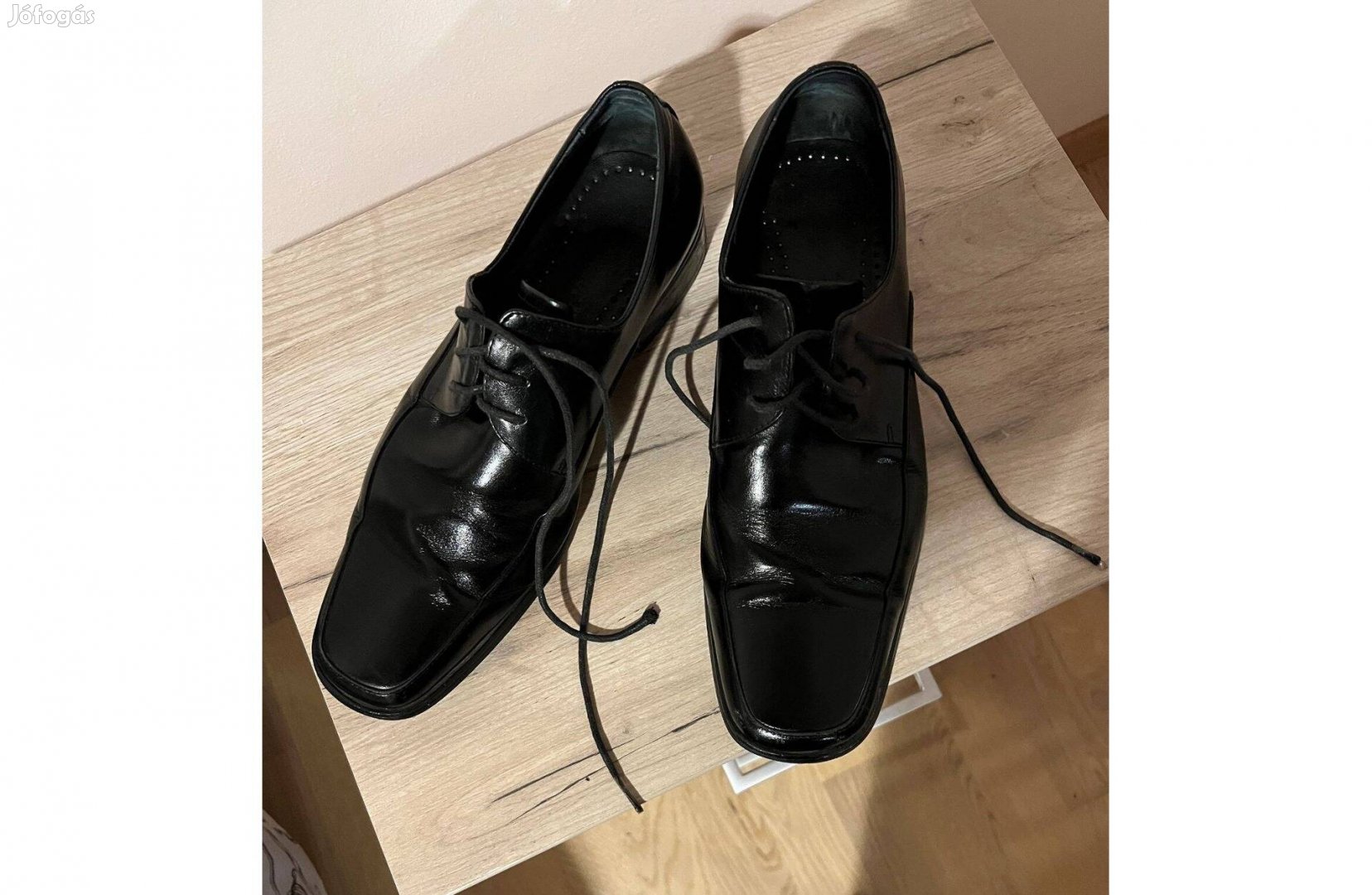 Fekete férfi valódi bőr alkalmi cipő, 41-es eladó