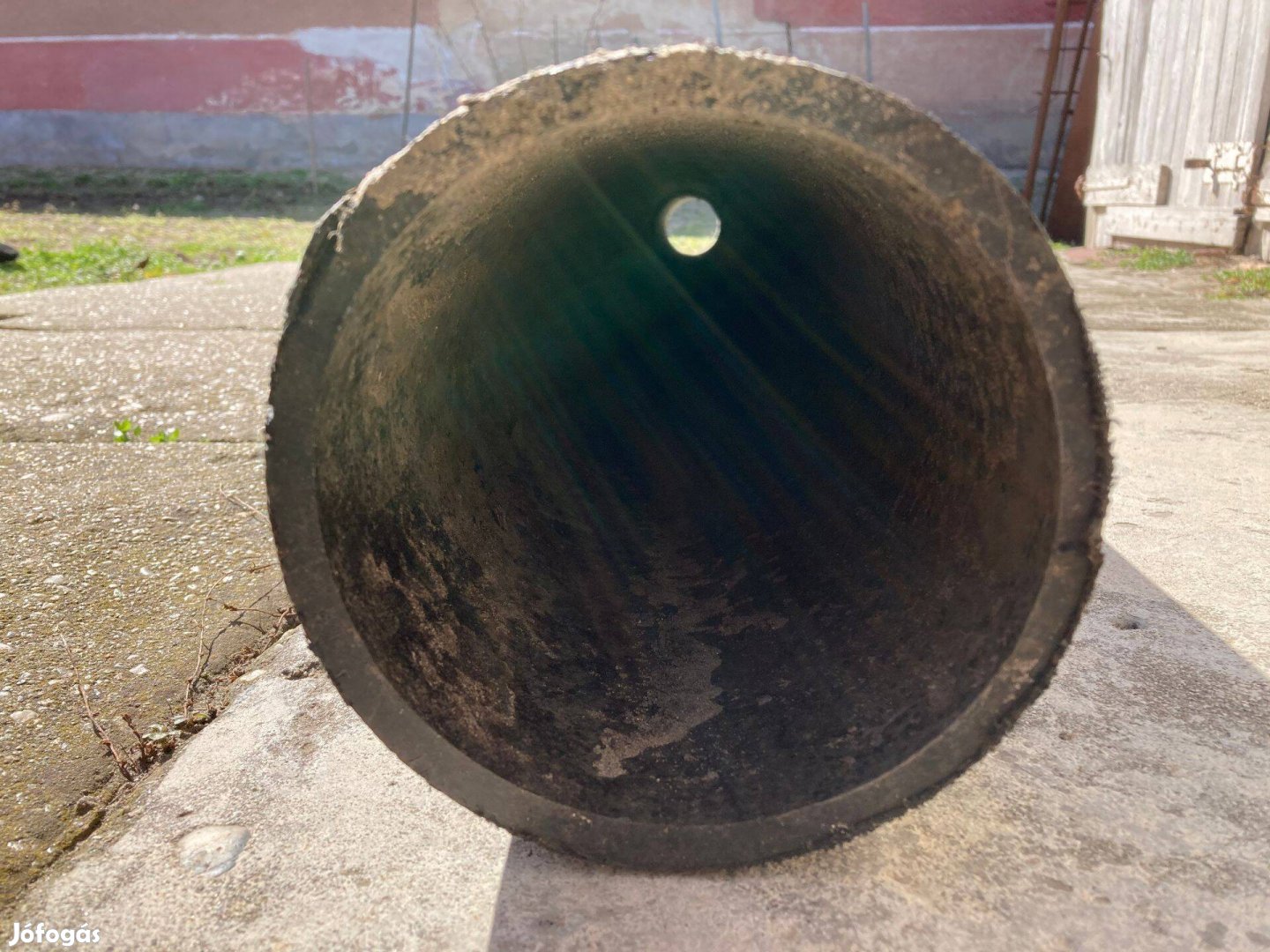 Fekete műanyag cső (PP-R) (3.000 Ft)