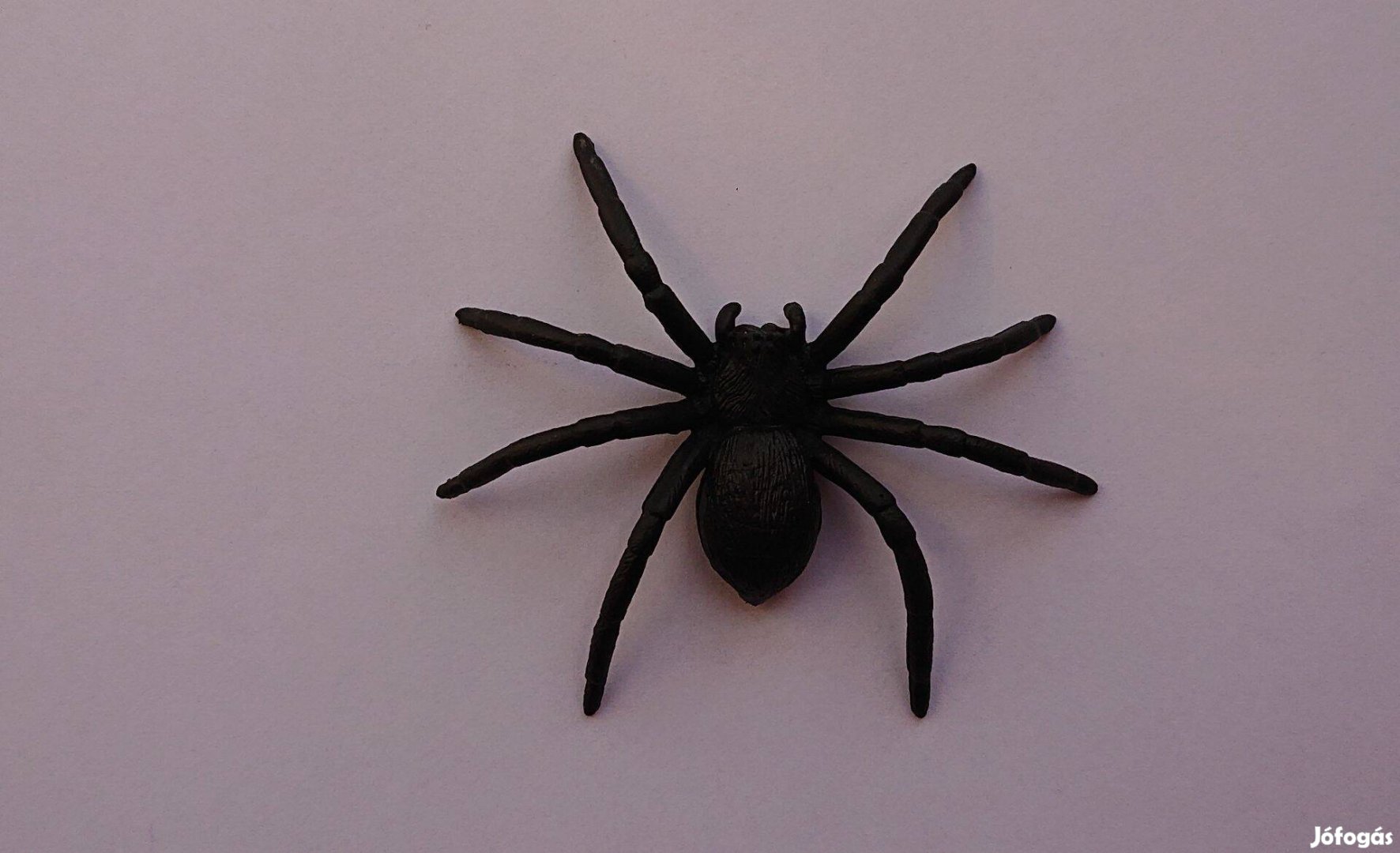 Fekete műanyag pók dekoráció