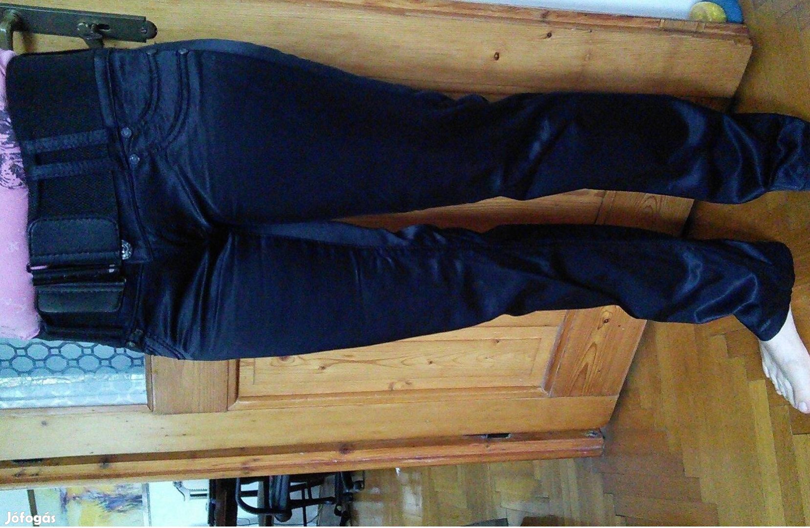 Fekete női nadrág csípőnadrág 30-as fényes Big Time Jeans M