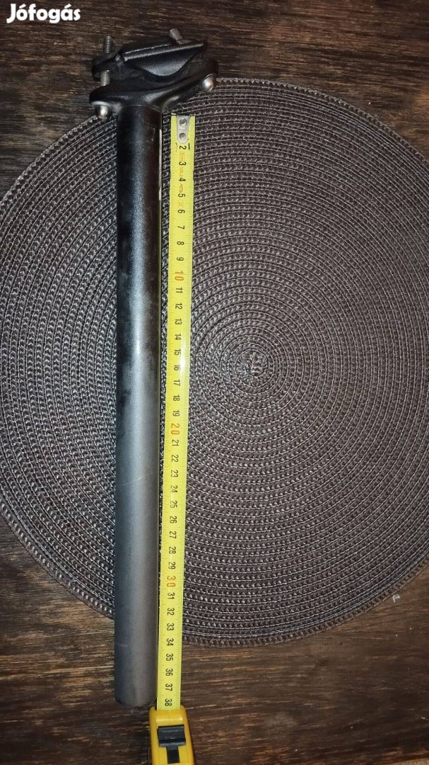 Fekete nyeregcső 37 cm átmérő 27,2 mm széles