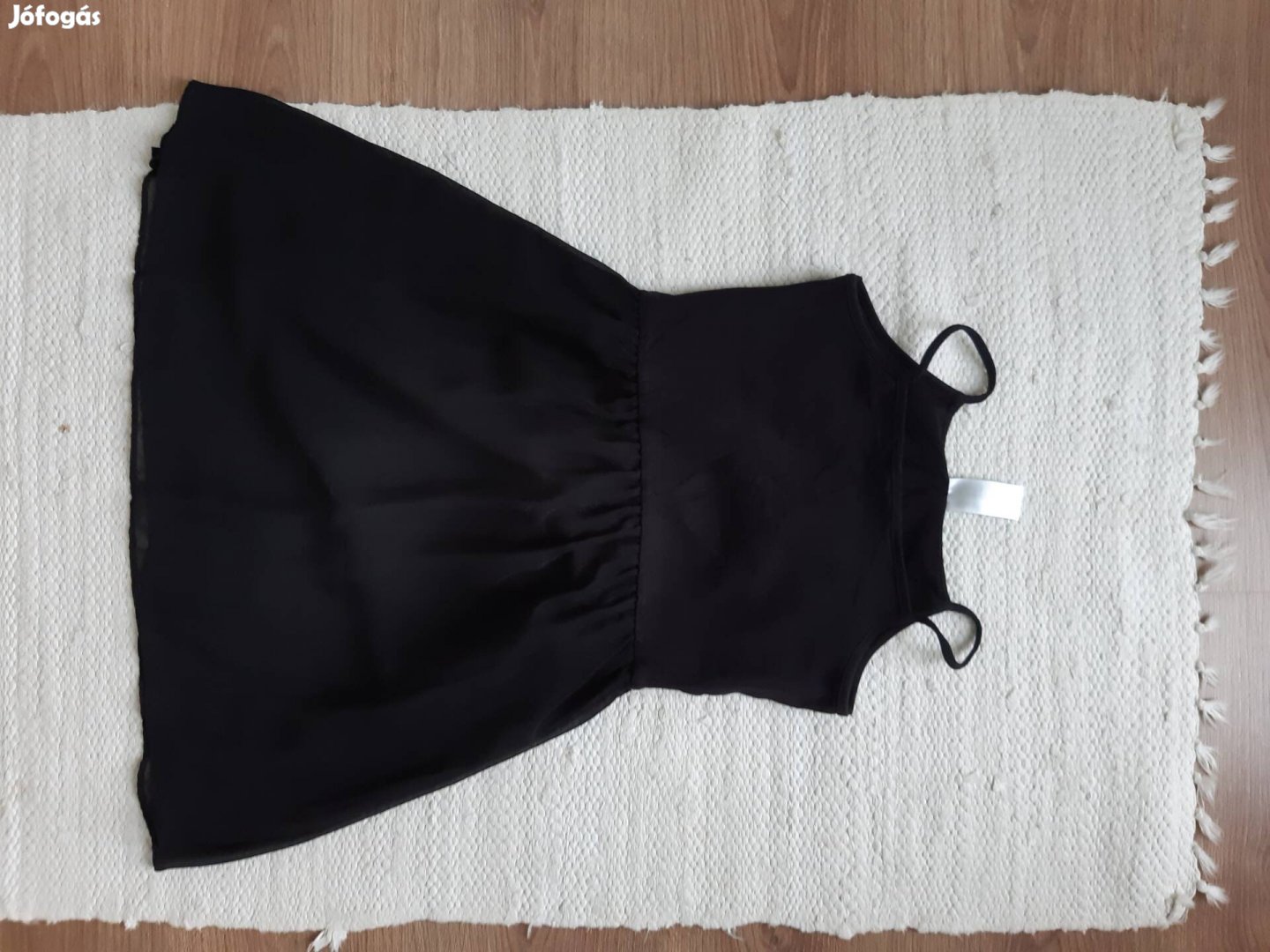 Fekete pantos ruha 140-es méretű