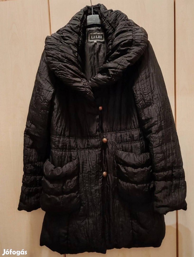 Fekete pufi kabát 