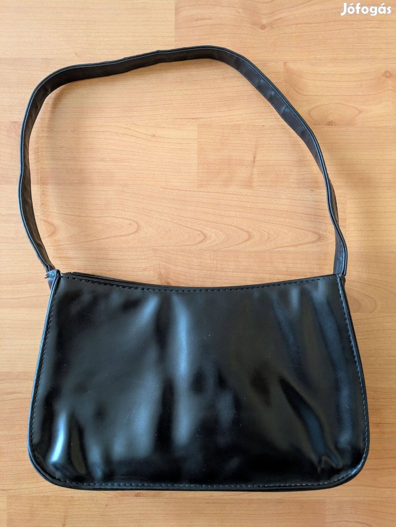 Fekete retikül válltáska