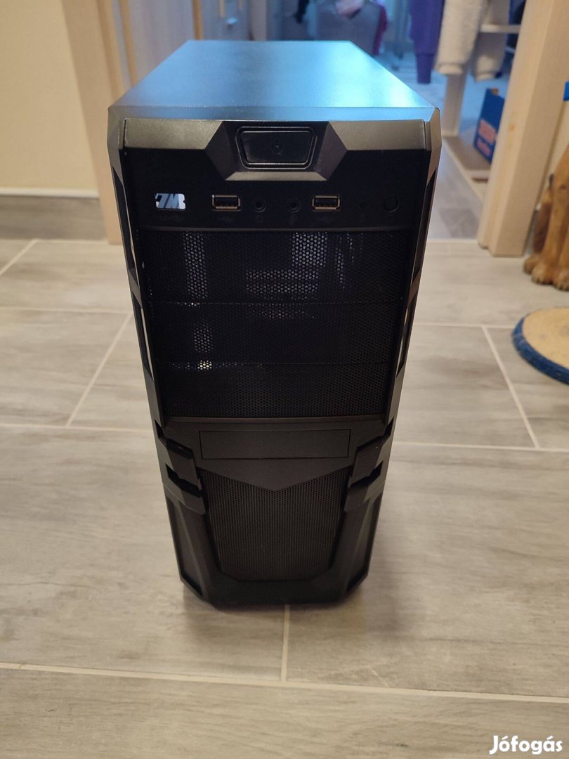Fekete számítógép ház eladó