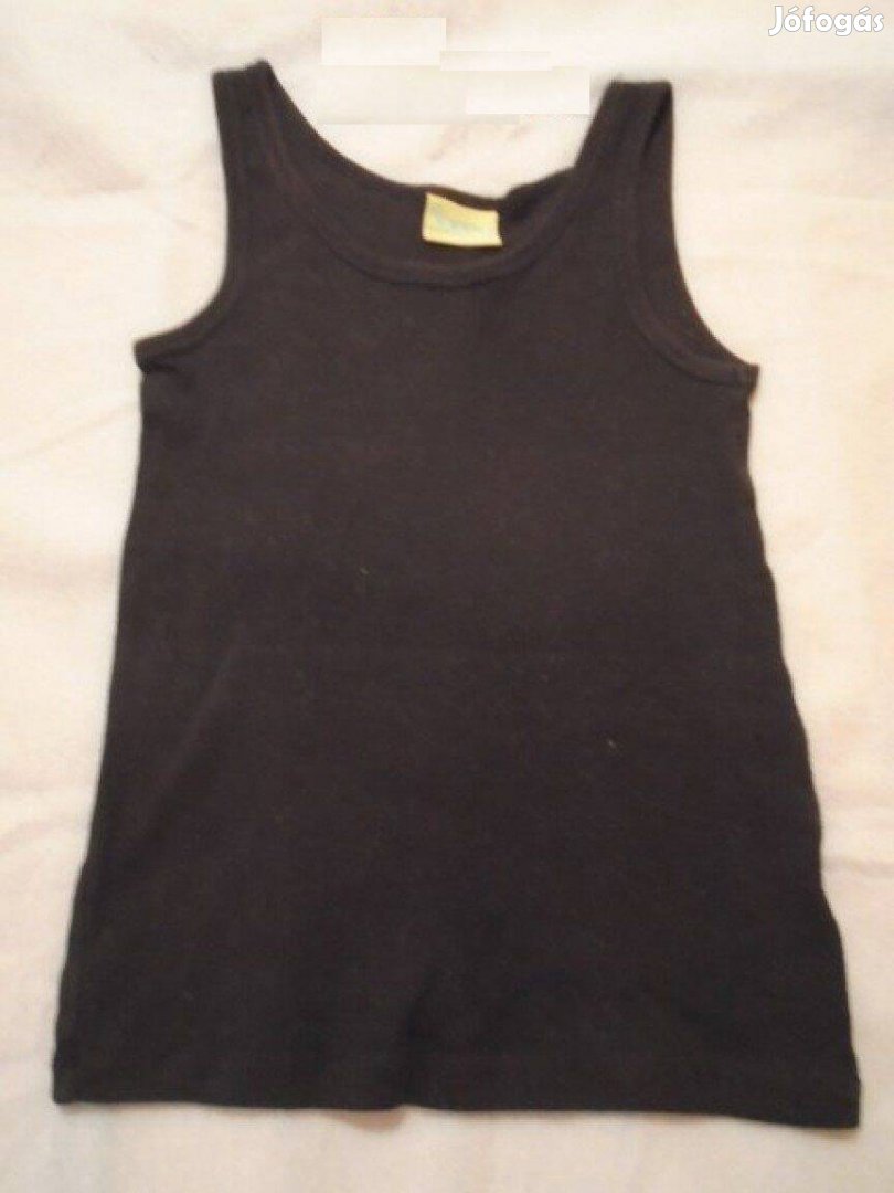 Fekete színű trikó 7-8 évesre (méret 122 / 128)