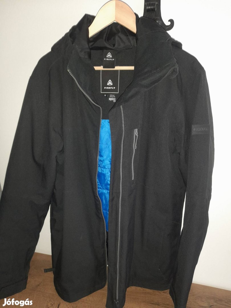 Fekete téli sí kabát M méret újszerű állapotban 