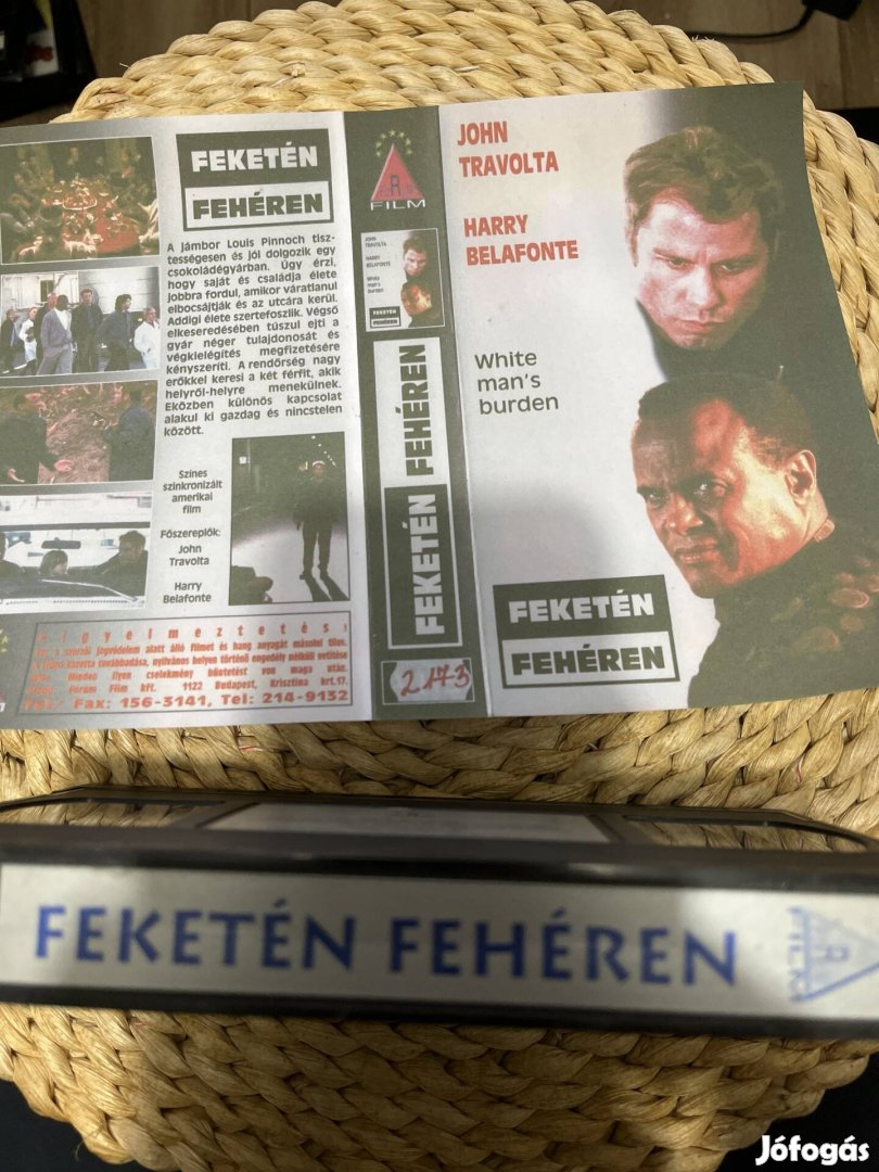 Feketén fehéren vhs m