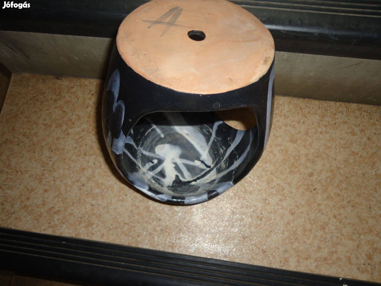 Felakasztós kerámia kaspó