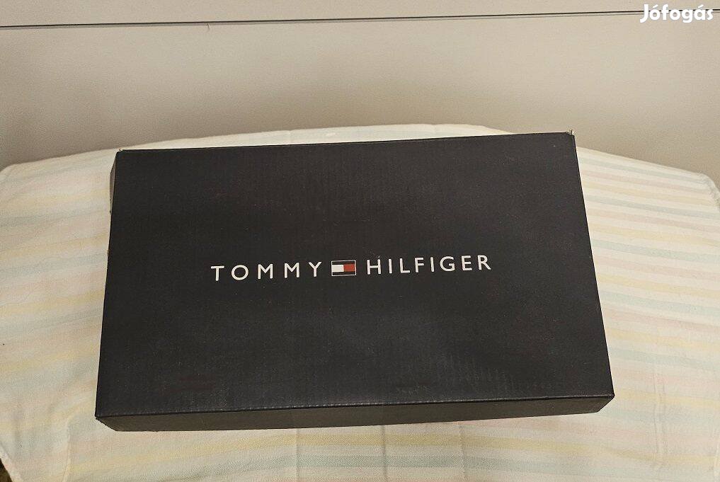 Féláron! Új Tommy Hilfiger sneaker sportcipő ( Adidas Nike Puma Reebok