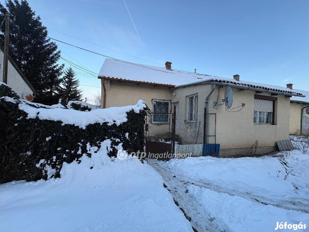 Feldebrői 68 nm-es lakás eladó