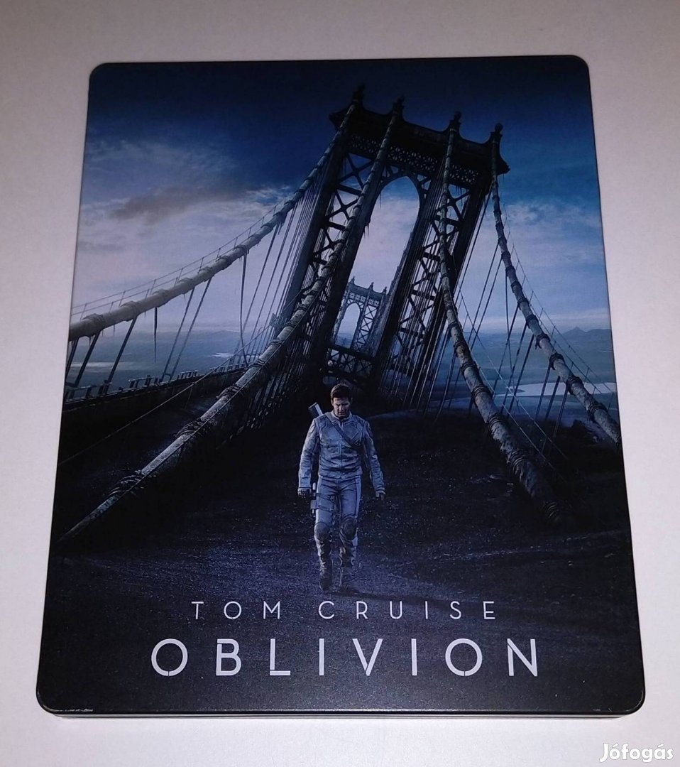 Feledés - Tom Cruise Blu-ray Film - Steelbook - Szinkronos!