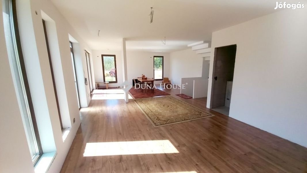 Felépült ház várja utolsó munkálatai megálmodóját