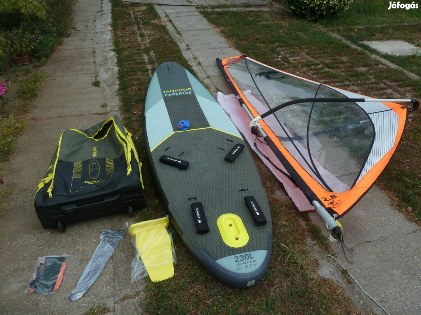 Felfújható surf szörf gyerek riggel eladó . Új garanciális Tamahoo de