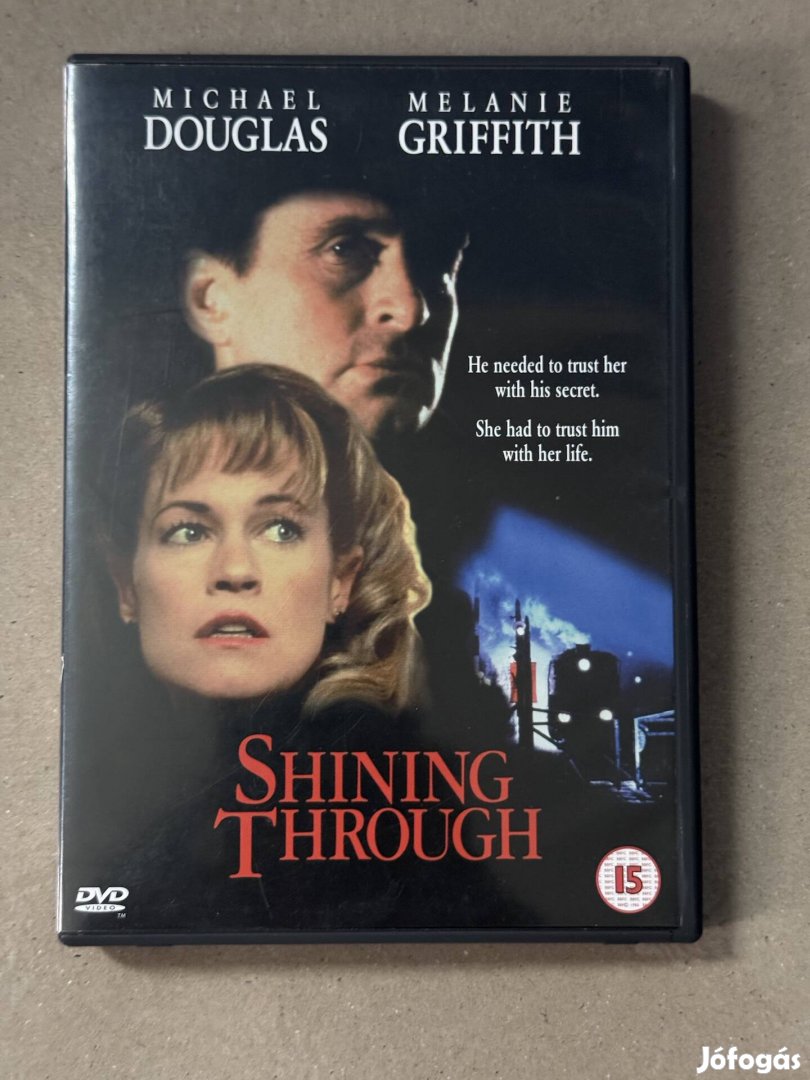 Felhők közül a nap dvd