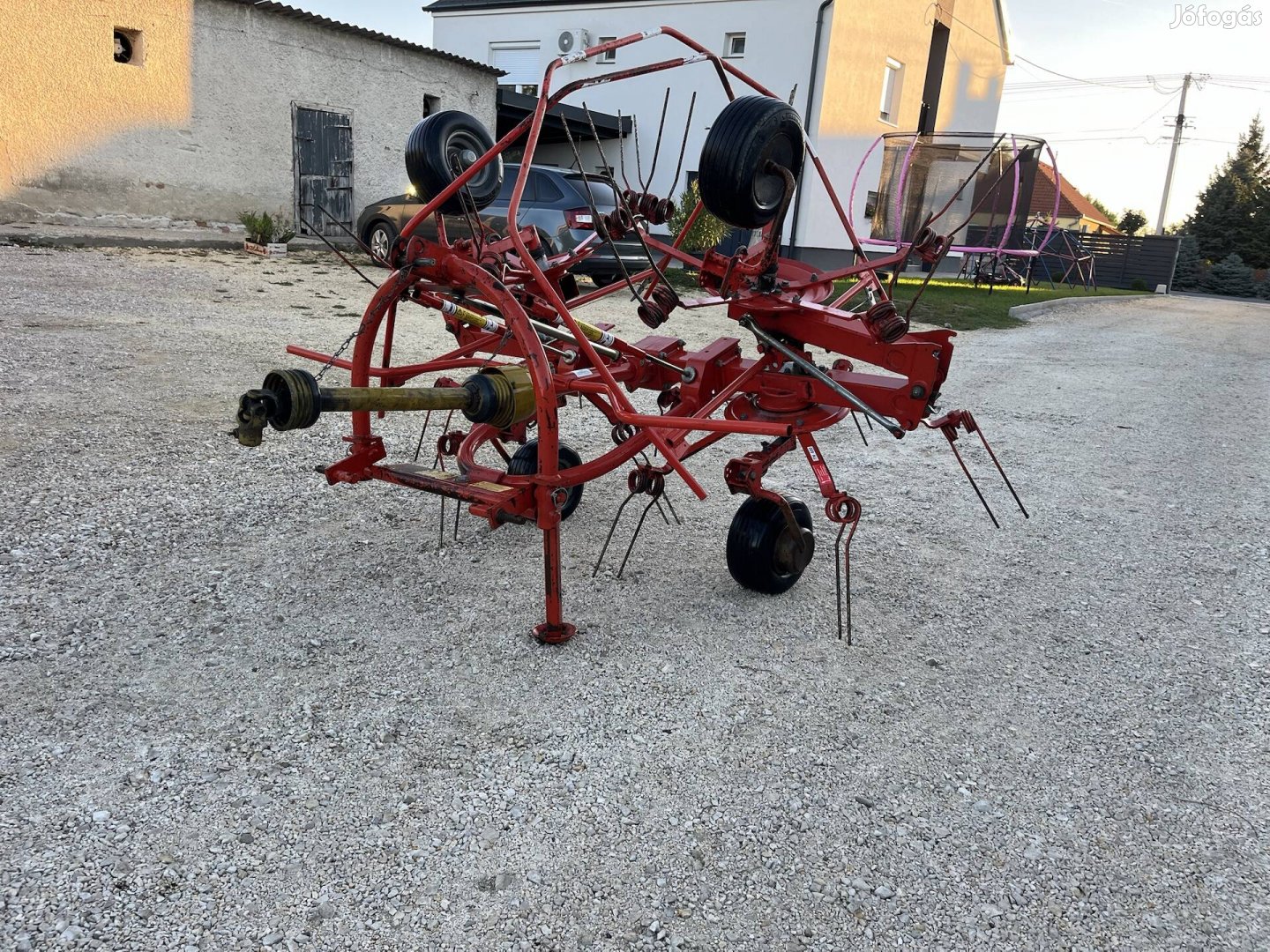Fella TH 400 DN rendterítő