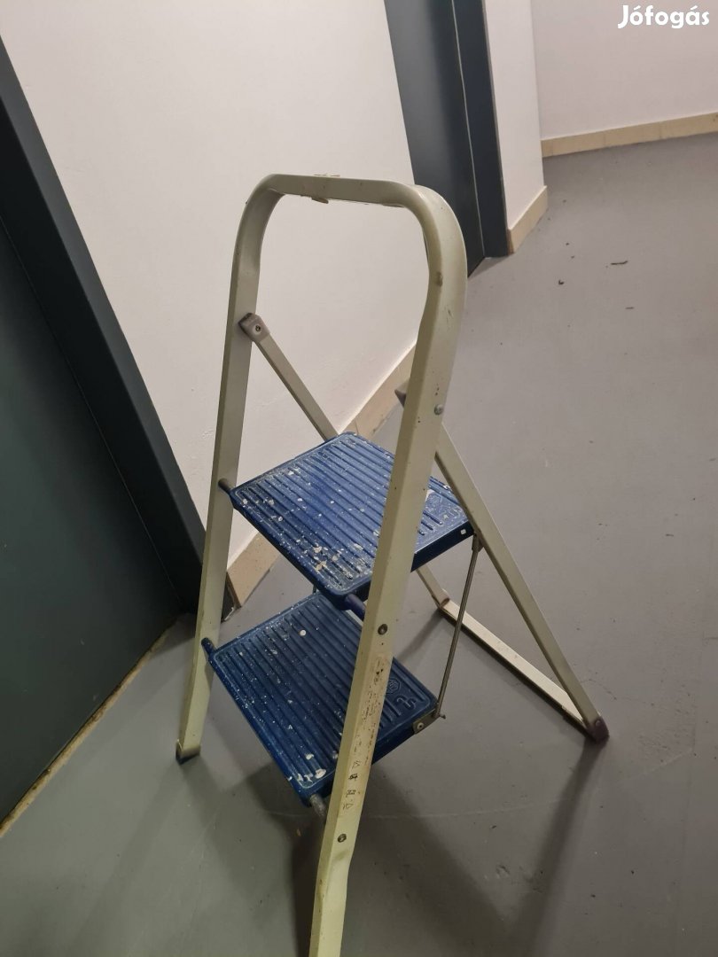 Fellépő, kis létra, összecsukható